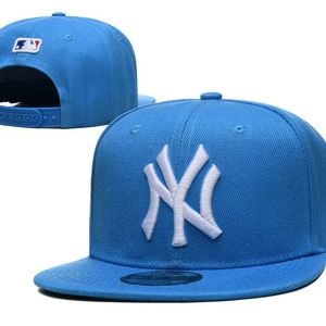 New York Yankees 9Fifty Adjustable Adult Size SnapBack Ball Cap